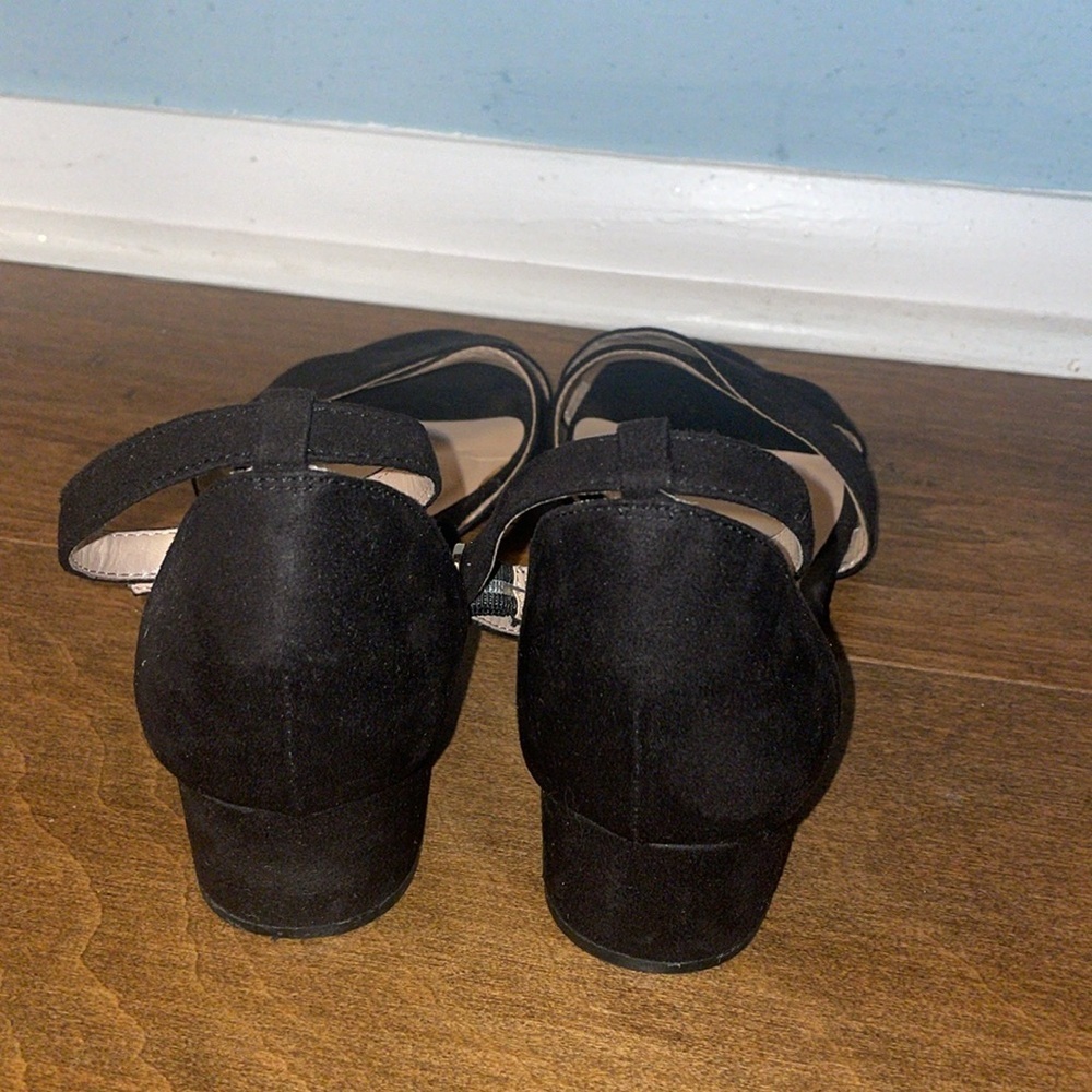 Kelly & Katie Black Chunky Heel Suede Sandals with ankle straps. - Picture 3 of 6